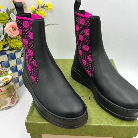 Women's Gucci GG motif Leather, Chelsea boots size 41 made in Italy - Picture 1 of 10